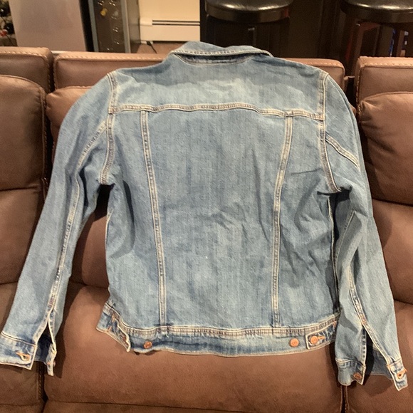Lightly Worn Old Navy light blue Jean Jacket - Picture 2 of 6